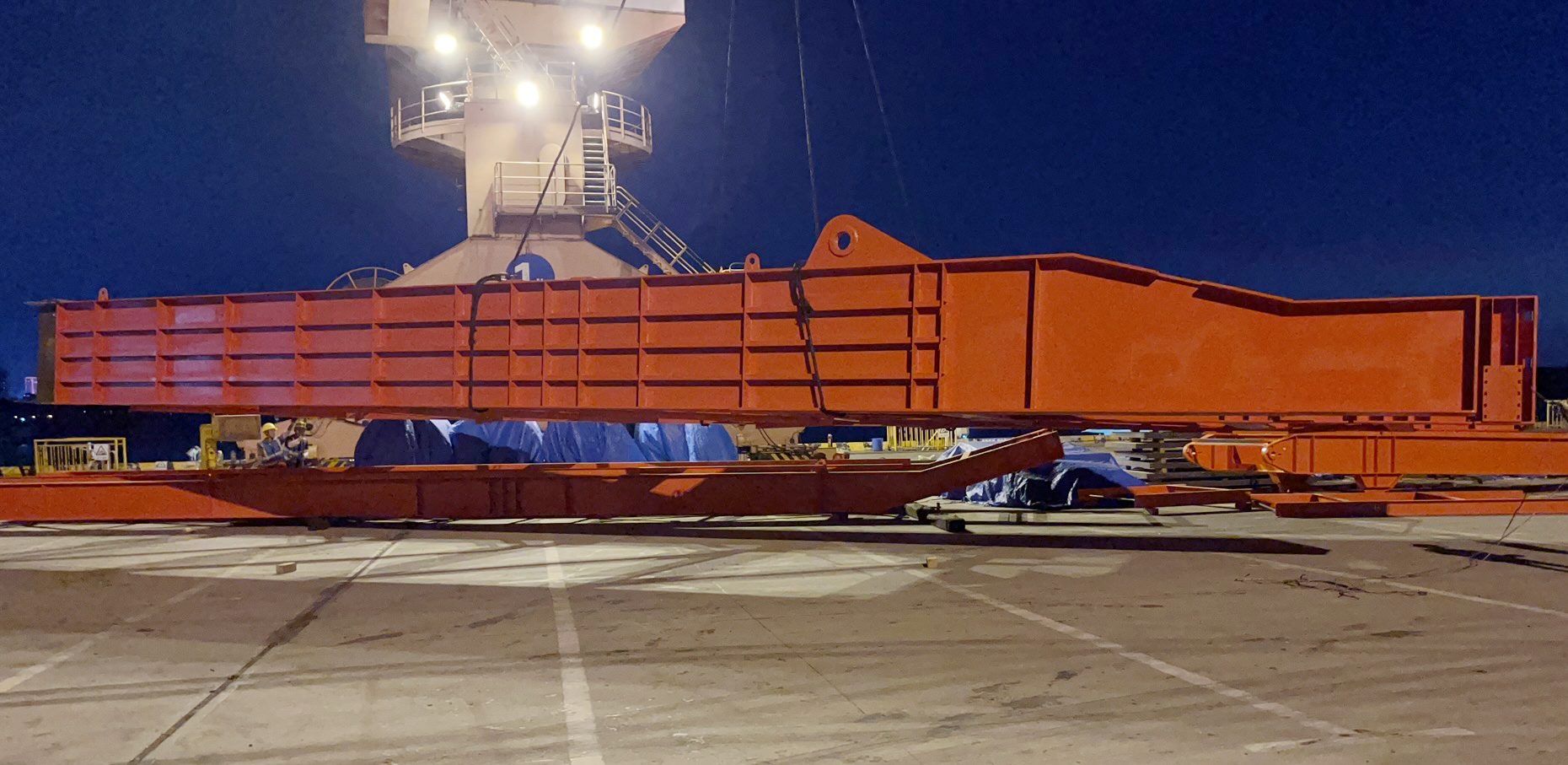 长重机器大型斗轮堆取料机“特超件”顺利完成发货